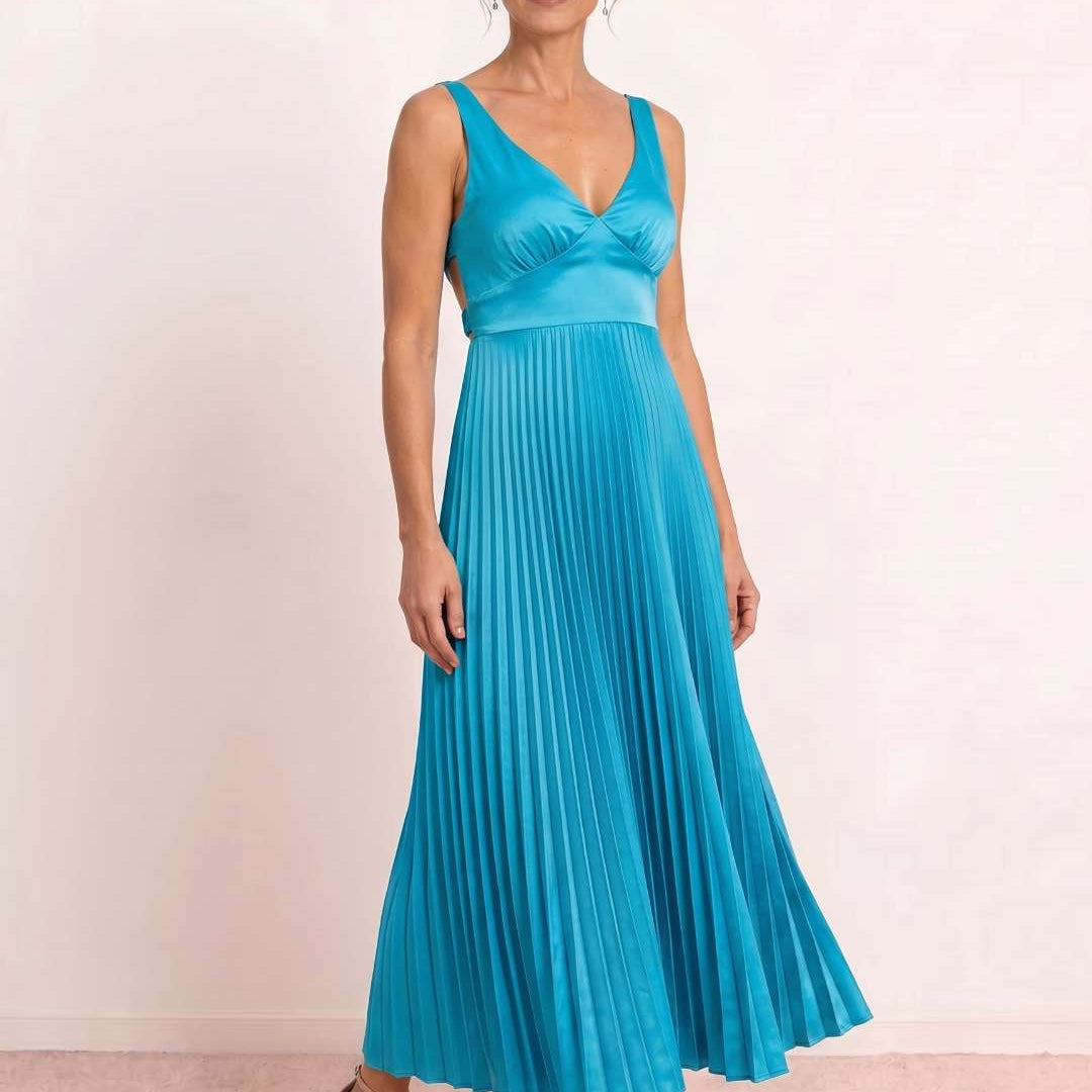 Paula | Vestido Midi Plisado Escote V