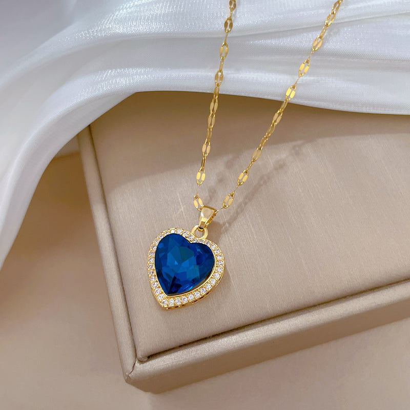 Daniela | Collar de Corazón Elegante