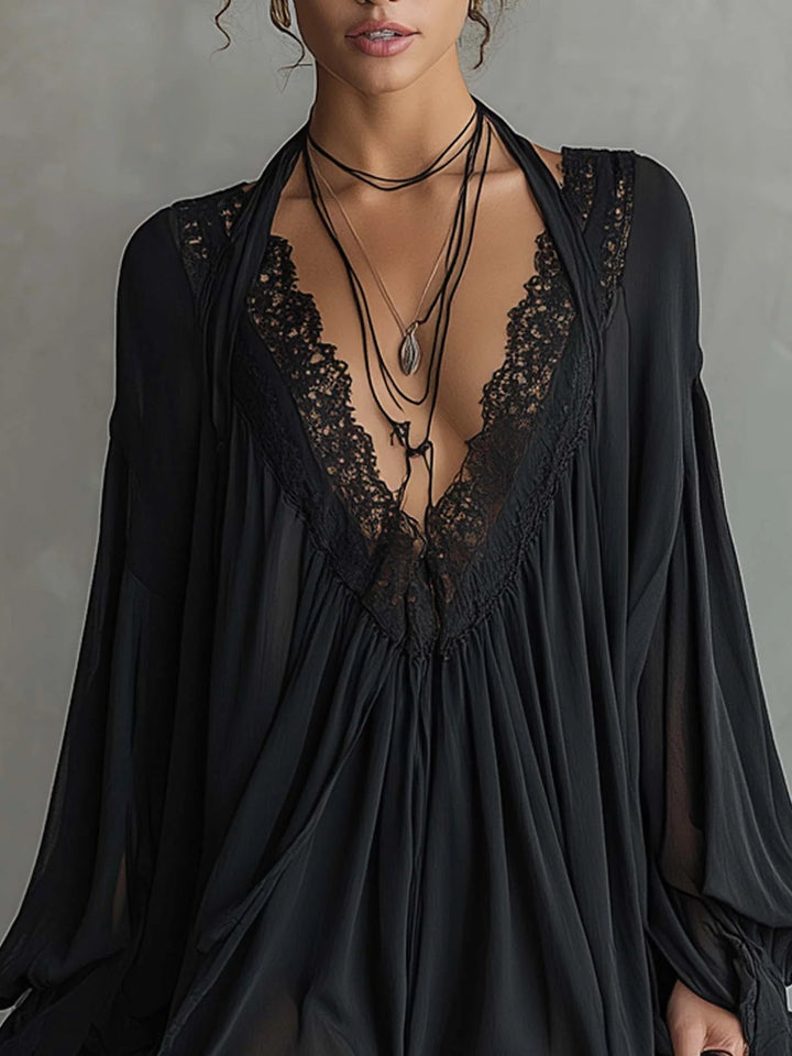 Laura - Vestido Mini em Chiffon Preto com Decote de Renda para Mulher