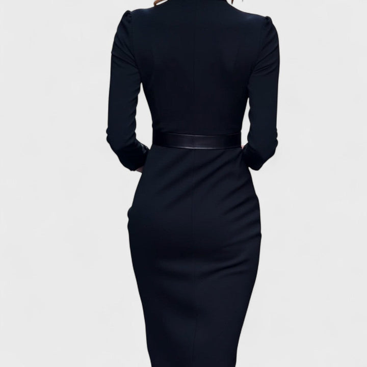 Mandarin - Vestido Preto Refinado com Cinto e Gola