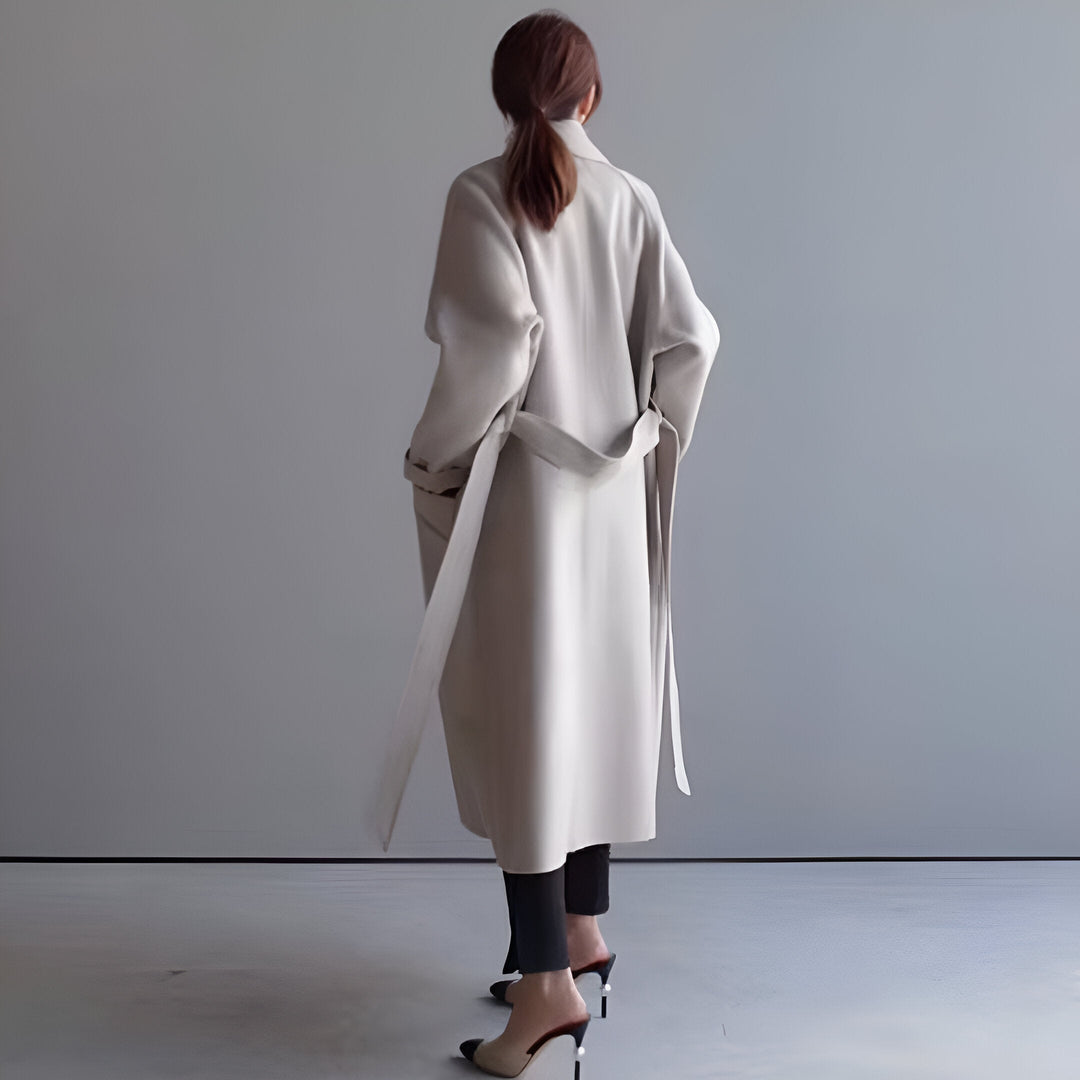 GRACE | Casaco elegante com cinto estruturado