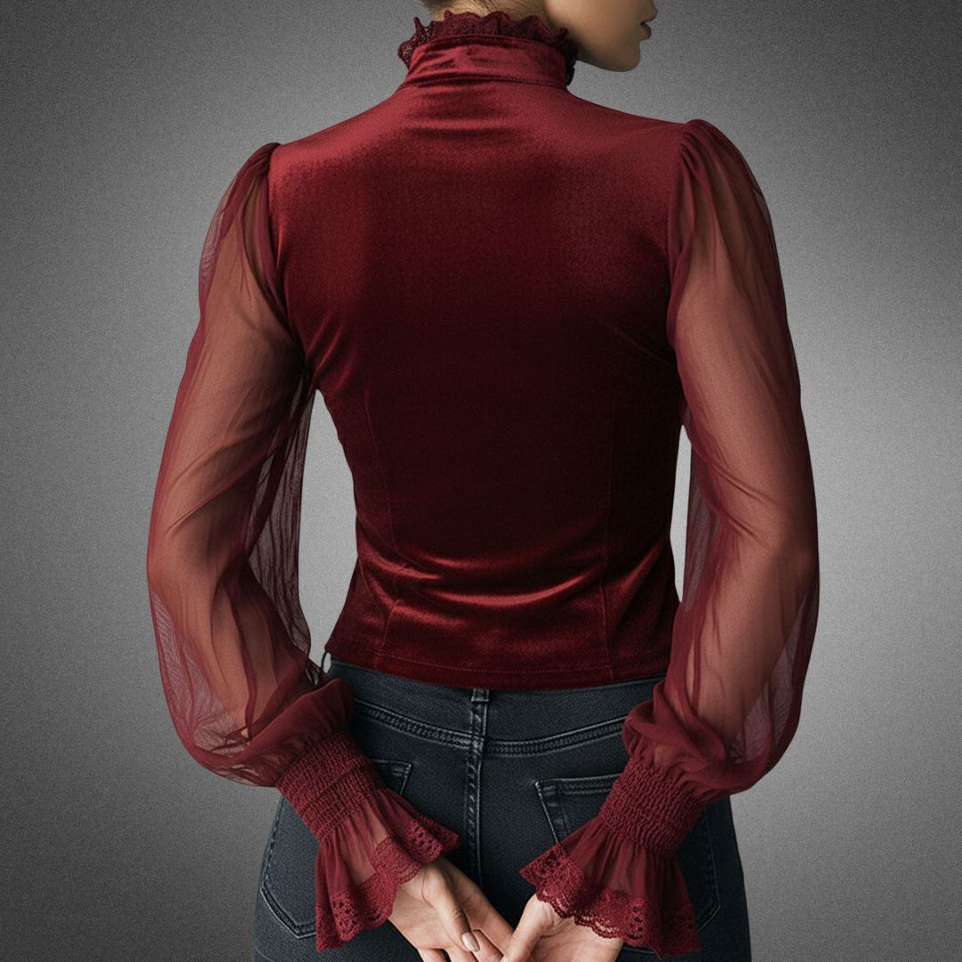 Elvira | Blusa Elegante Intemporal com Detalhes em Renda e Mangas