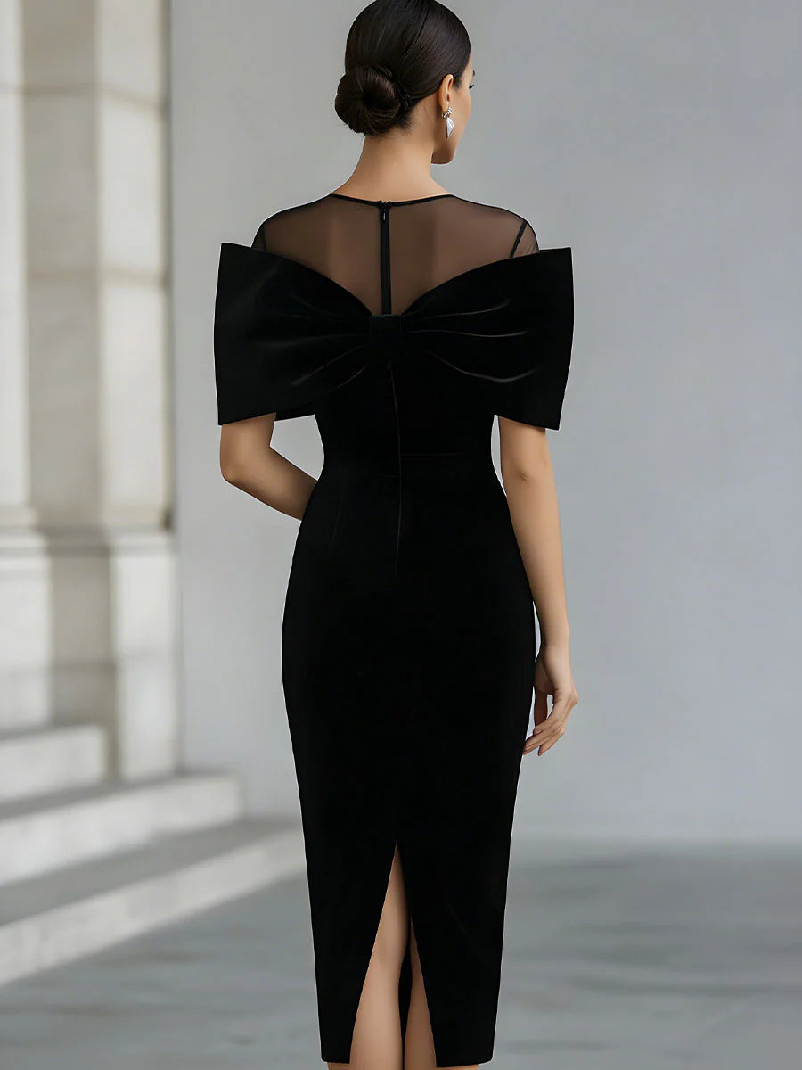 Regina ❘ Vestido Midi em Veludo Preto Dramático com Laço