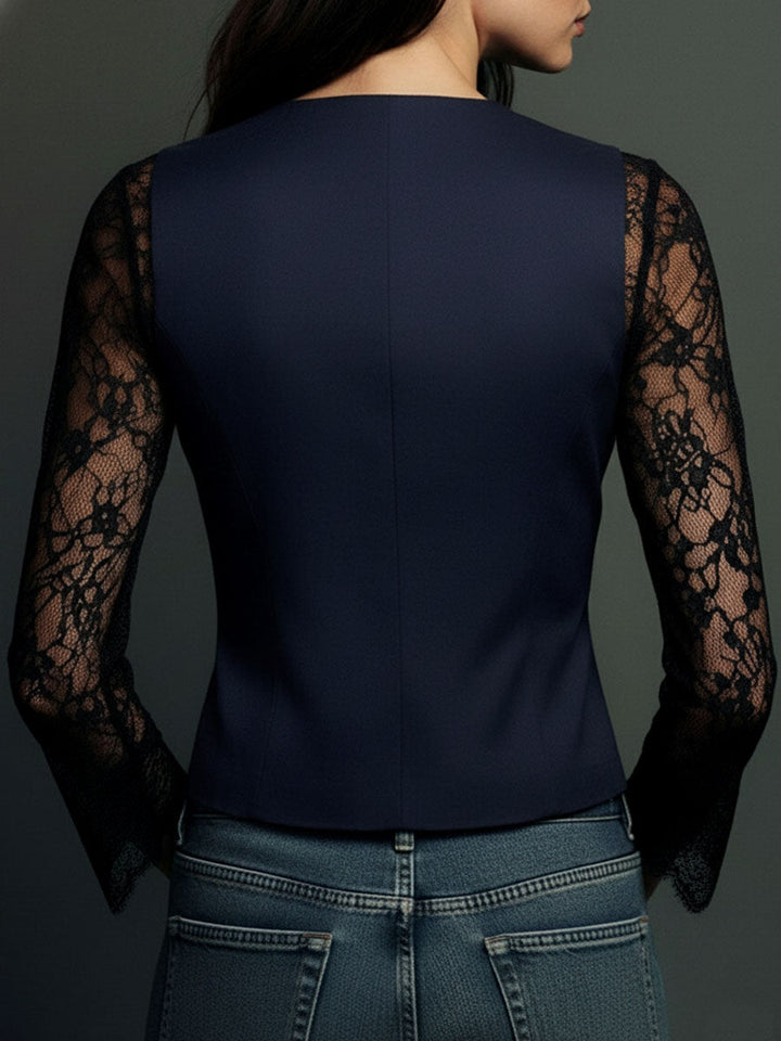 Claudia · Blazer de Mulher Preto com Renda