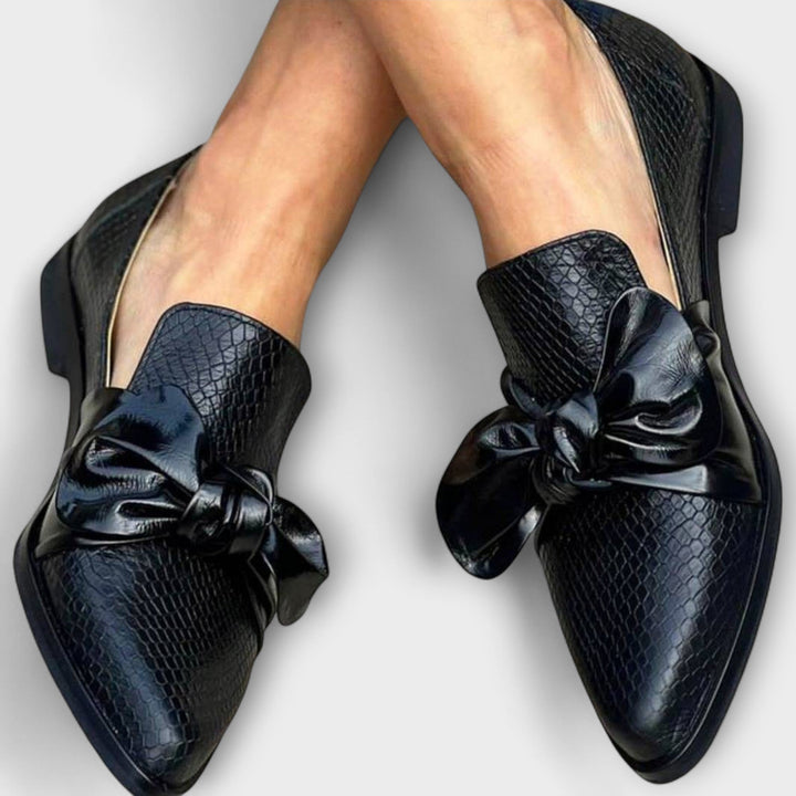 AlvaStockholm™ | Mocassins com Detalhe de Gravata