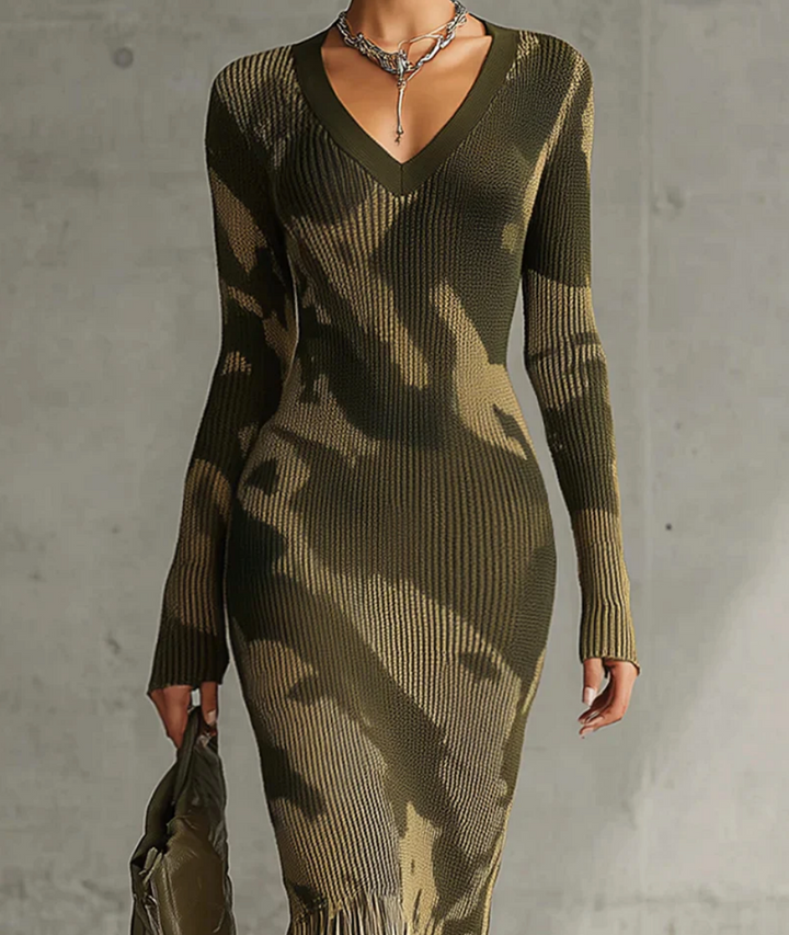 Maria - Vestido Tricot 'Camo Chic' Decote V