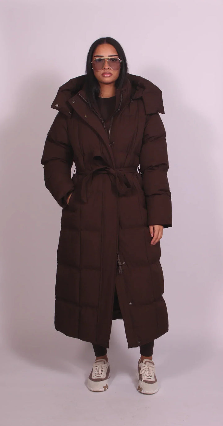 Diede – Casaco Puffer Longo de Luxo | Quente, Protegido & Estiloso para o Inverno