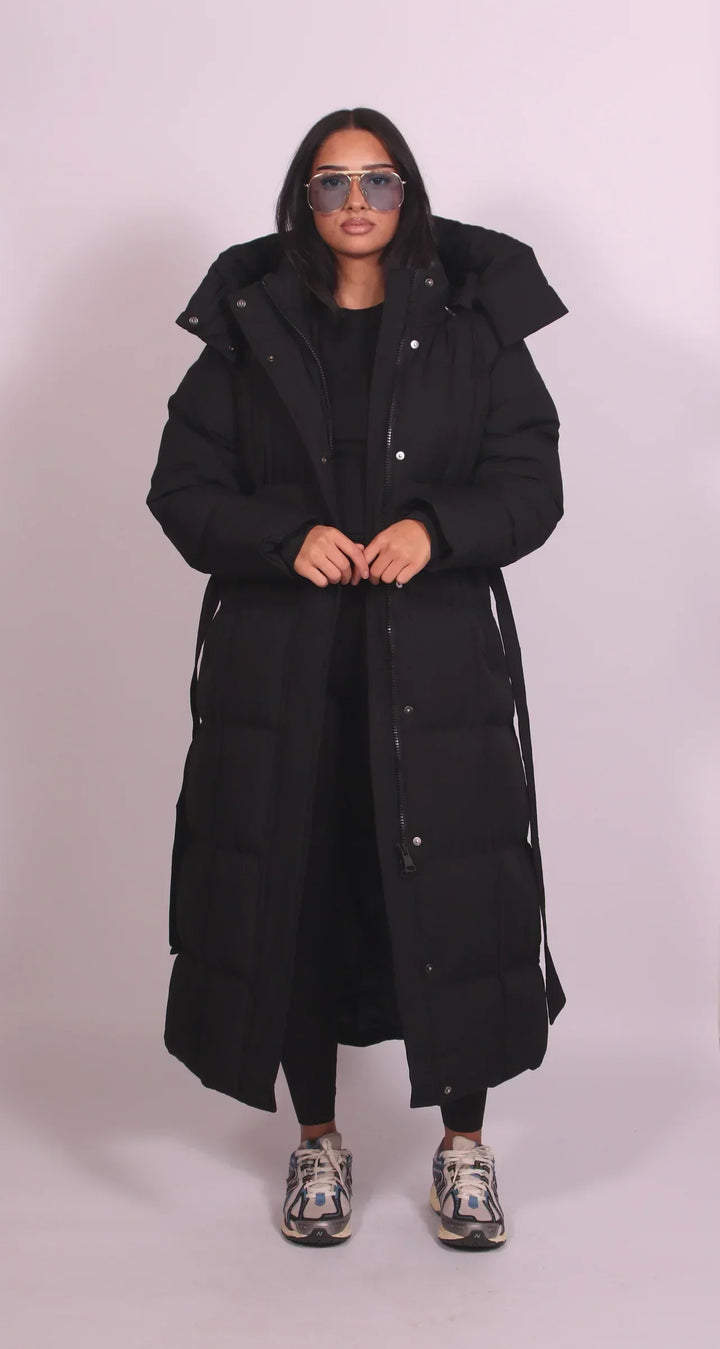Diede – Casaco Puffer Longo de Luxo | Quente, Protegido & Estiloso para o Inverno