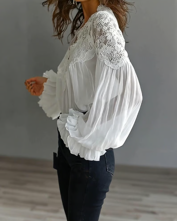 Laceva | Blusa com renda floral e mangas de lanterna para Mulher