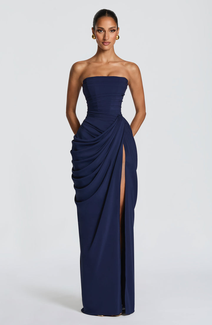 SKY - Elegância escultural que define a tua figura para Mulher