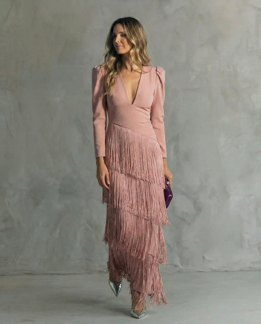 Clara · Vestido elegante de Mulher com mangas de franjas