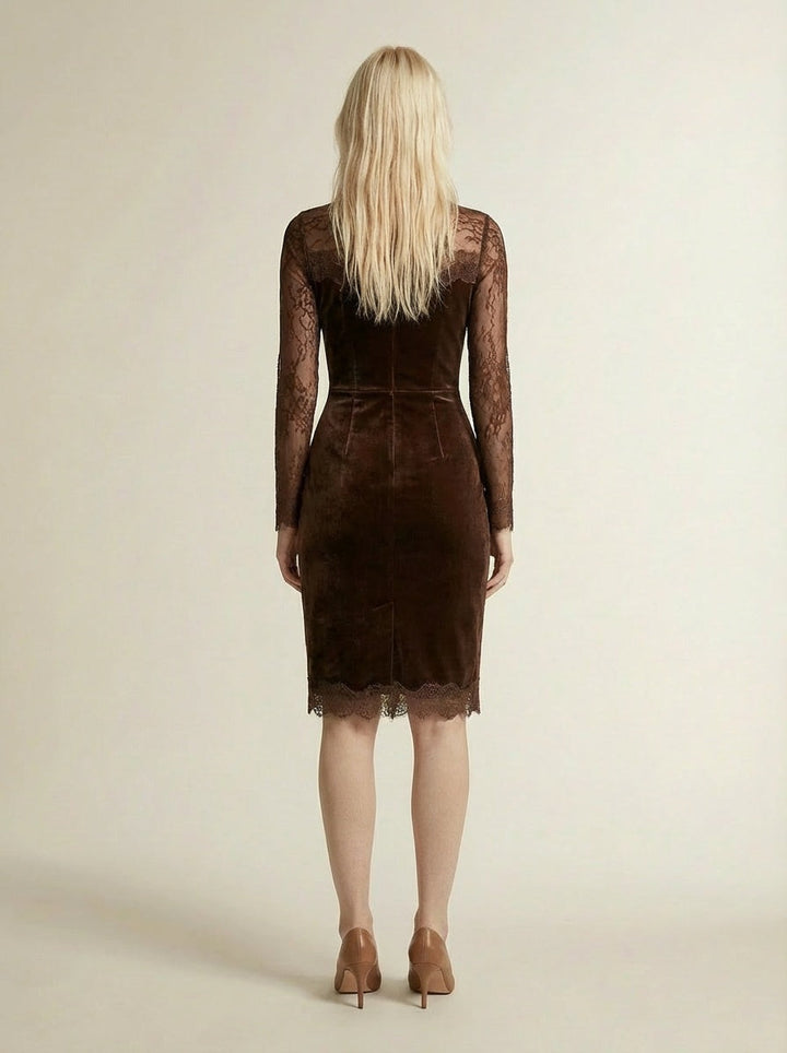 SOFIE | Robe Mini Velours Castanho com Renda Elegante